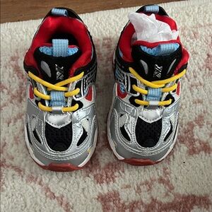 Stylish Kids' Sneakers in Silver and Red